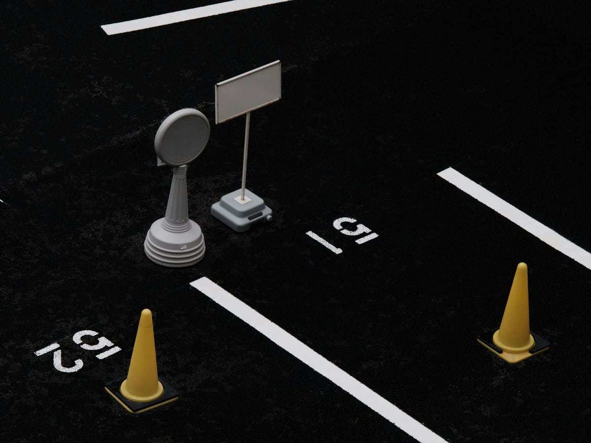 Espelho e placa: a manobra com referência, como na prova